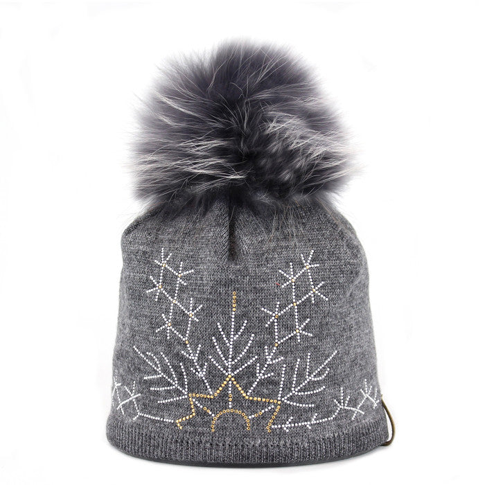 8364 - beanie with strass and bobble