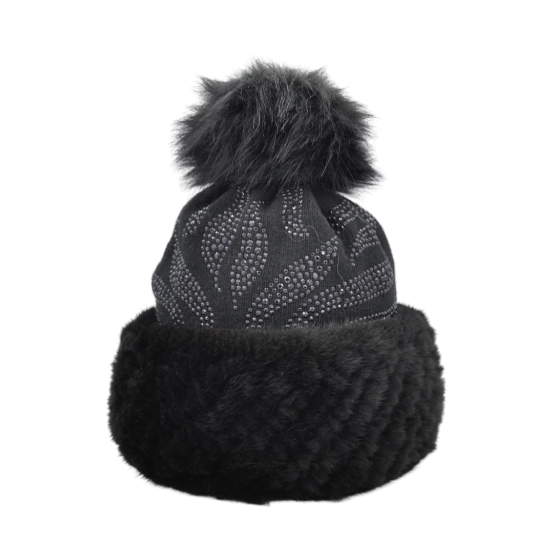 4219 - beanie in cashmere with fur and bobble