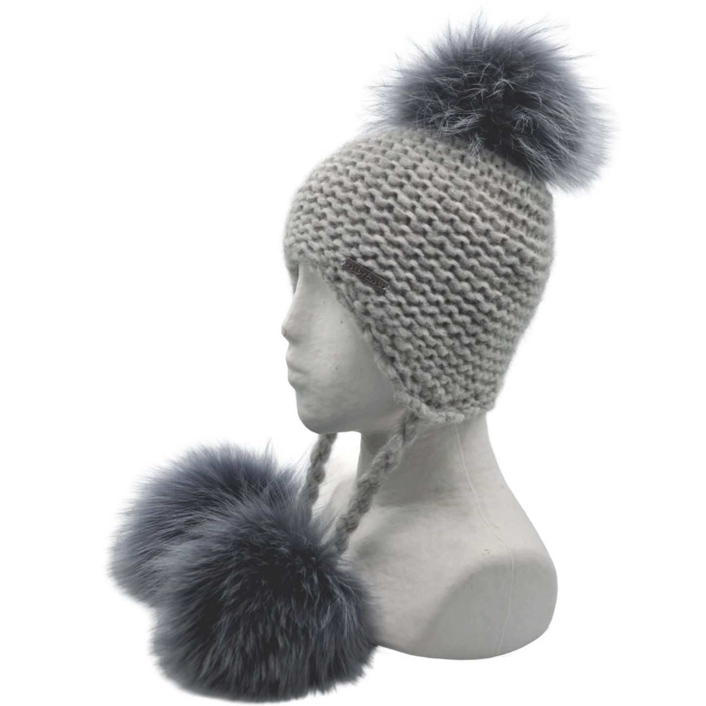 7329 - beanie in alpaca wool with bobble