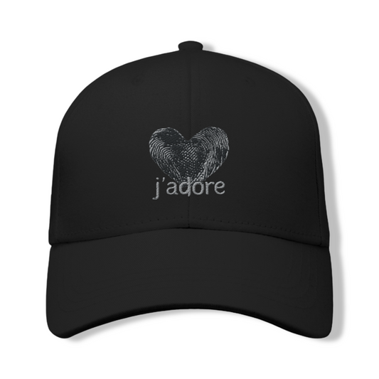 Cappellino da donna ricamato – "j’adore"